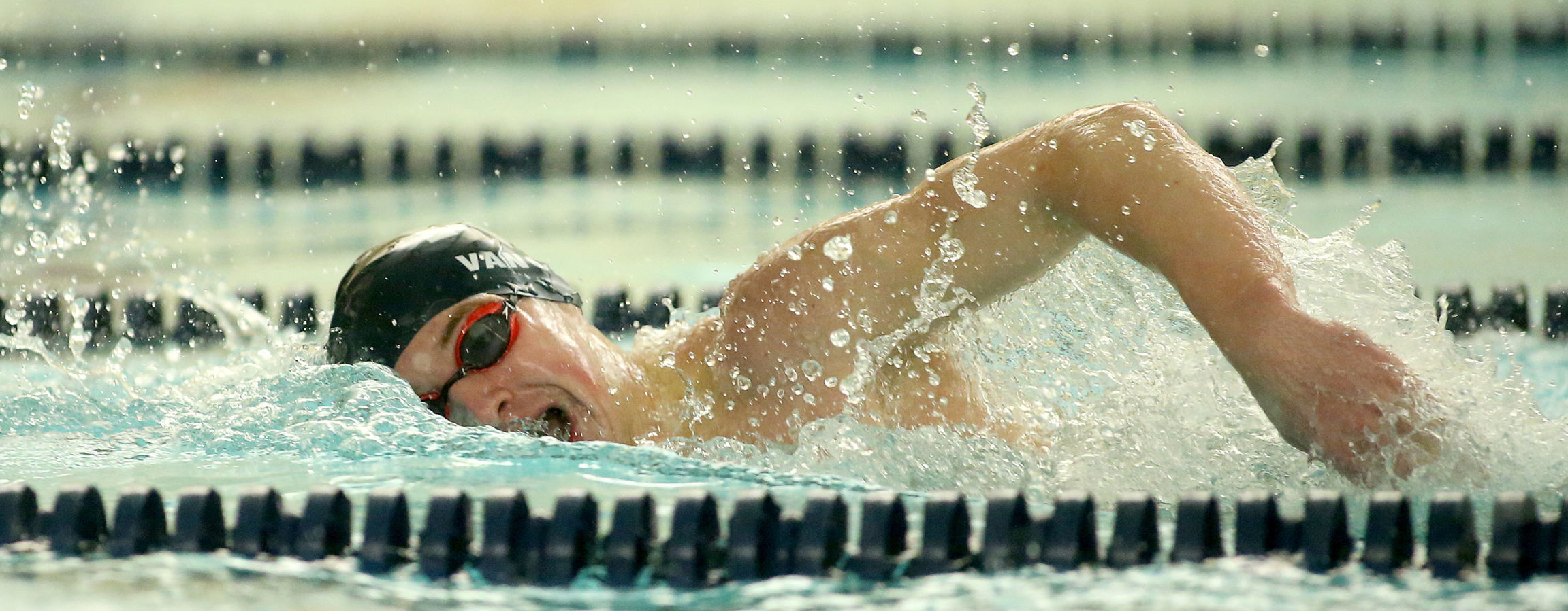 010319-Boys-Swimming-010